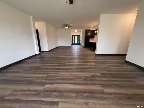 910 W Main St, Aledo, IL 61231 photo 25