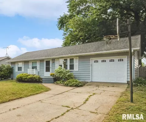865 14th Ave NW, Clinton, IA 52732