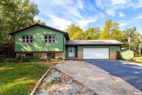 8312 Us-150, Coal Valley, IL 61240