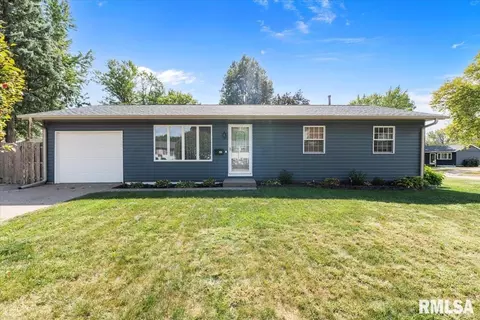 2223 W 34th St, Davenport, IA 52806