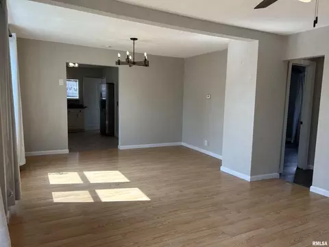 2201 43rd St, Moline, IL 61265 photo 15
