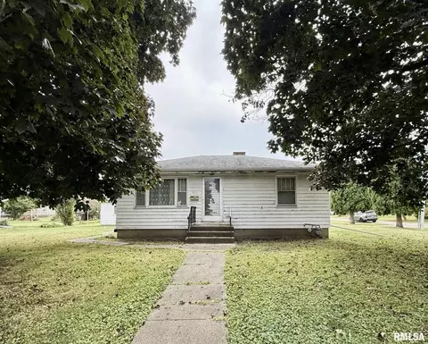 303 NE 2nd St, Galva, IL 61434