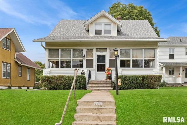 2610 Farnam St, Davenport, IA 52803
