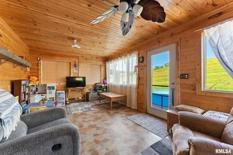 1422 Mccloud Rd, Aledo, IL 61231 photo 26