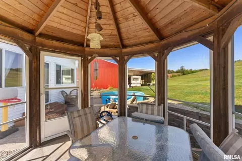 1422 Mccloud Rd, Aledo, IL 61231 photo 6
