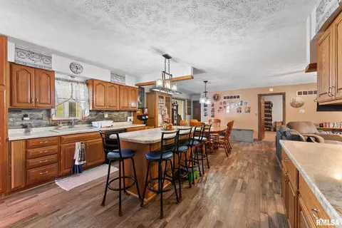 1422 Mccloud Rd, Aledo, IL 61231 photo 19