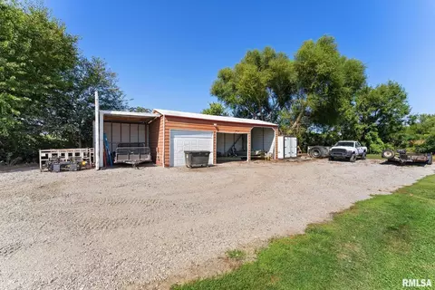 1422 Mccloud Rd, Aledo, IL 61231 photo 11