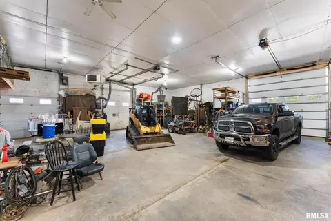 1422 Mccloud Rd, Aledo, IL 61231 photo 34