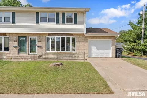 1129 48th St, Moline, IL 61265