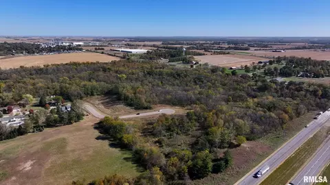 302 Silver Creek Rd, Dewitt, IA 52742 photo 5