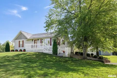 10367 Grassy Rd, Marion, IL 62959