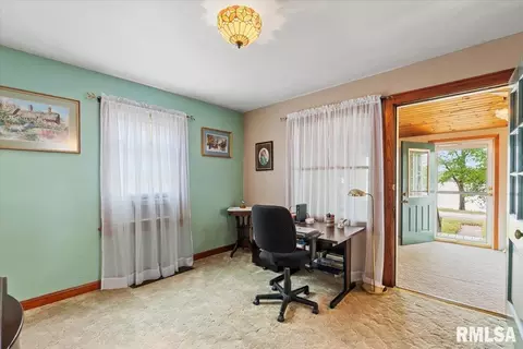 Other - 914 1st Ave, Hampton, IL 61256 photo 9 of 15