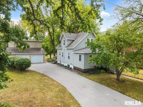Other - 914 1st Ave, Hampton, IL 61256 photo 2 of 15
