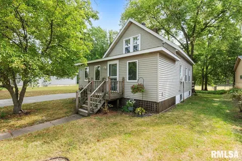 914 1st Ave, Hampton, IL 61256
