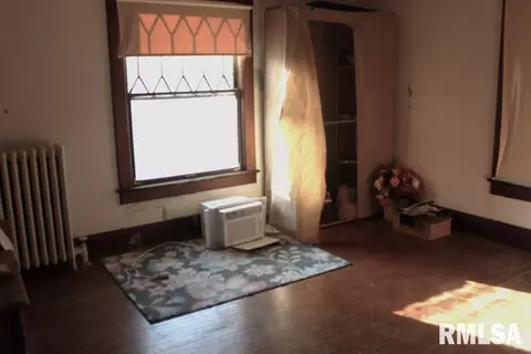 Bedroom - 714 S Main St, Kewanee, IL 61443 photo 6 of 10