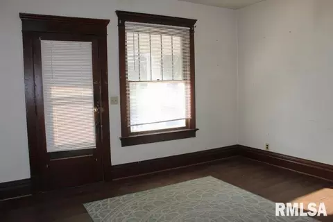 Living - 714 S Main St, Kewanee, IL 61443 photo 3 of 7