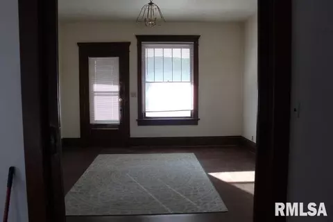 Living - 714 S Main St, Kewanee, IL 61443 photo 2 of 7