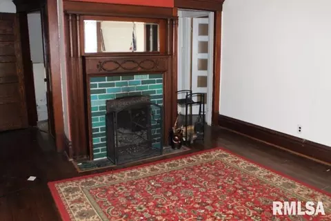 Living - 714 S Main St, Kewanee, IL 61443 photo 6 of 7