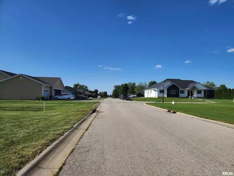 203 Hamilton St, Atkinson, IL 61235 photo 3