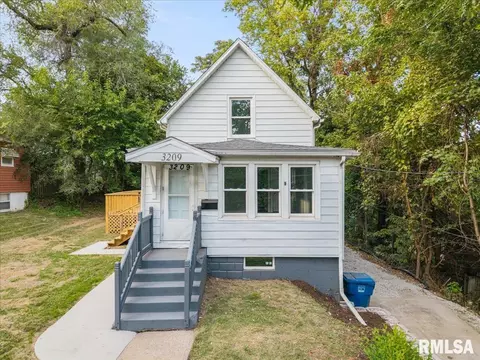 3209 11th Ave #C, Moline, IL 61265
