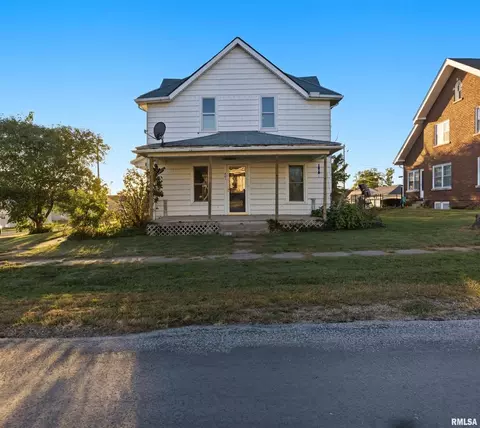 401 Jefferson Ave, Lowden, IA 52255