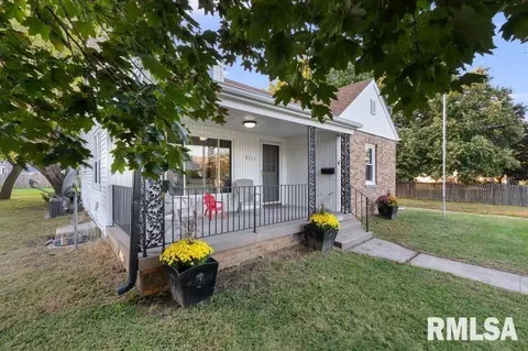2717 7th St, Moline, IL 61265 photo 5