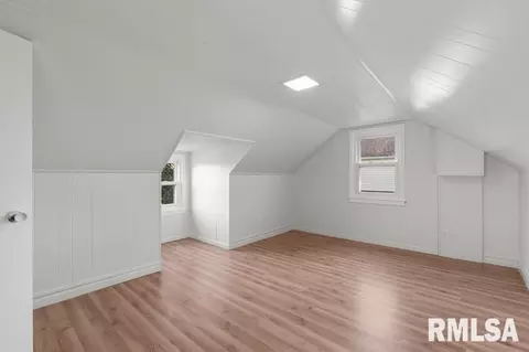 2717 7th St, Moline, IL 61265 photo 26