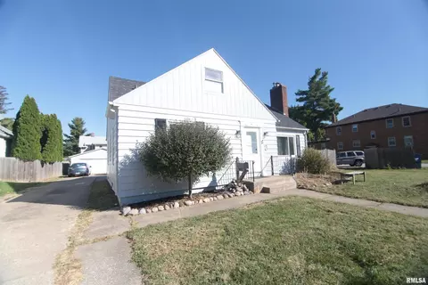 2619 12th Ave, Moline, IL 61265