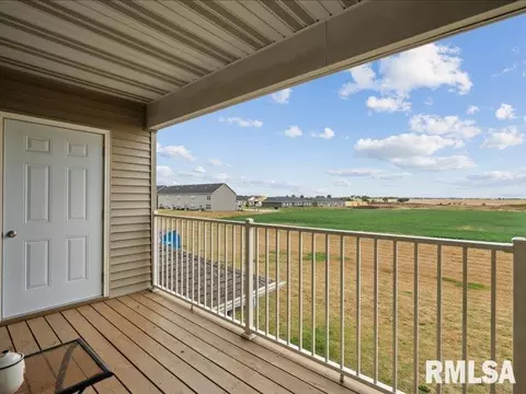 440 E Franklin St #202, Eldridge, IA 52748 photo 10