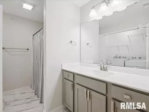 440 E Franklin St #202, Eldridge, IA 52748 photo 13