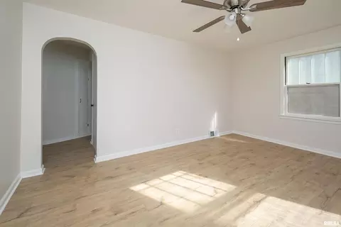 5431 3rd Ave, Moline, IL 61265 photo 7