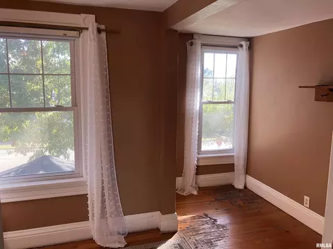 Bedroom - 837 Beach St, Kewanee, IL 61443 photo 1 of 6