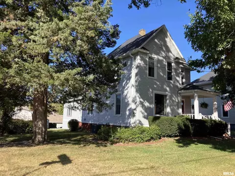 Other - 837 Beach St, Kewanee, IL 61443 photo 2 of 13