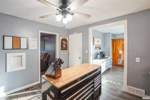 824 9th Ave, Fulton, IL 61252 photo 12