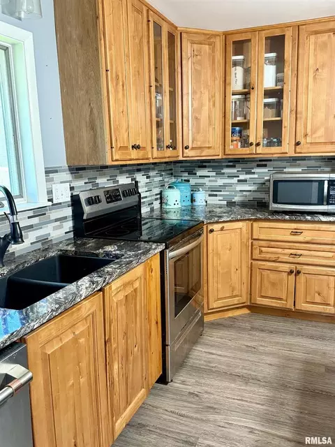 824 9th Ave, Fulton, IL 61252 photo 10