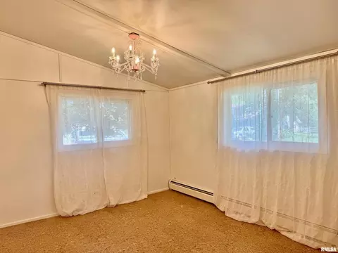 1401 12th Ave, Viola, IL 61486 photo 32