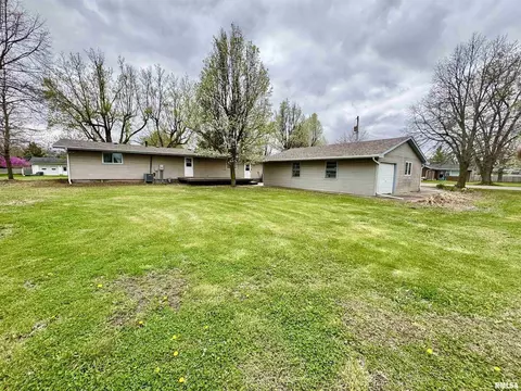 1401 12th Ave, Viola, IL 61486 photo 5
