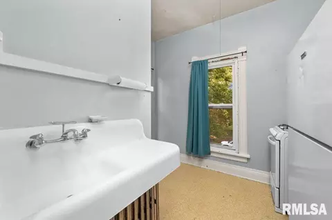 Other - 1618 11th Ave, Moline, IL 61265 photo 7 of 9
