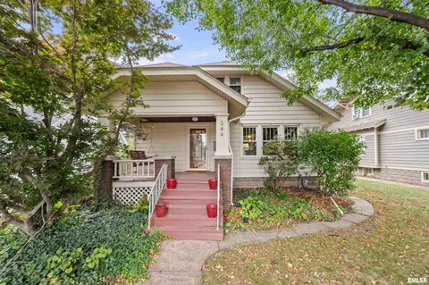 344 W Garfield St, Davenport, IA 52803