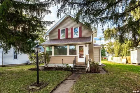 1525 W High St, Davenport, IA 52804