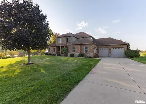 28055 238th St, Le Claire, IA 52753