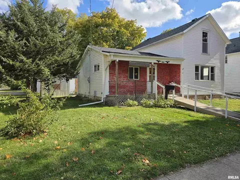 502 S Franklin Ave, Polo, IL 61064