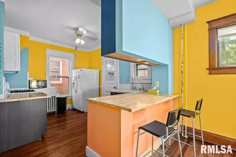 2105 15th St, Moline, IL 61265 photo 13