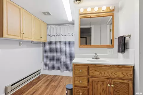 1218 N 14th St, Silvis, IL 61282 photo 12