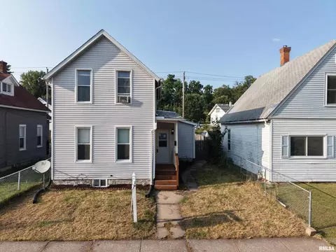 1824 W 8th St, Davenport, IA 52802