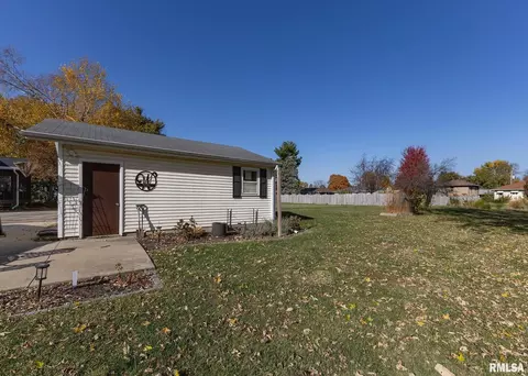611 E Main St, Geneseo, IL 61254 photo 24