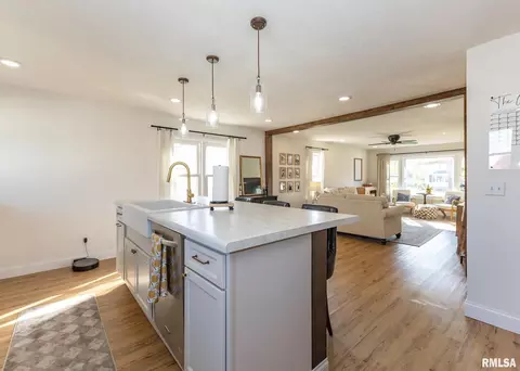 611 E Main St, Geneseo, IL 61254 photo 7