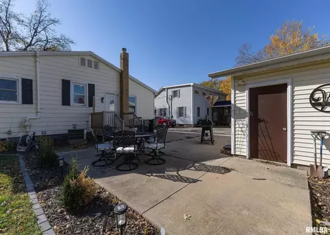 611 E Main St, Geneseo, IL 61254 photo 23