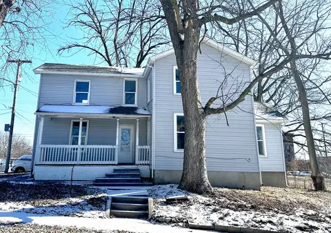 1127 N Ripley St, Davenport, IA 52803