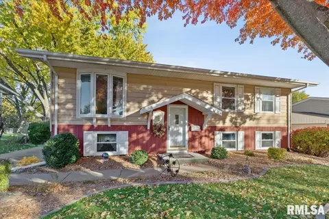 3315 Fairhaven Rd, Davenport, IA 52807